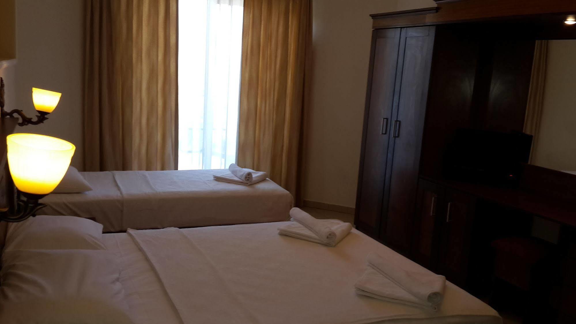 Adaburnu Golmar Hotel Emecik Exterior photo